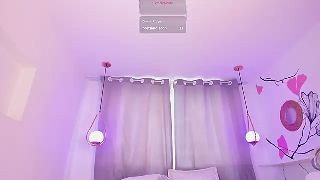 Alaska deluxe online show from December 2025 07:29:02 PM