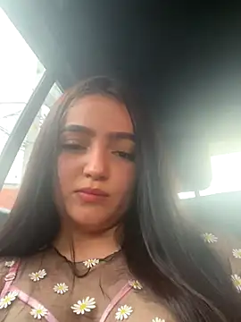 Juanita Rojas online show from November 2025 03:11:01 PM