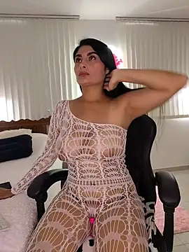 Snapshot of Laia_torres1 chatting on July 2026 01:37:02 PM Laia torres1 online show from July 2026 01:37:02 PM