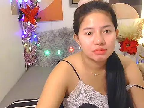 Snapshot of Asiantresha chatting on November 2025 01:05:02 AM Asiantresha online show from November 2025 01:05:02 AM