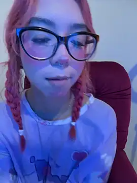 Valen-Foxx1 online show from April 2026 01:30:01 PM