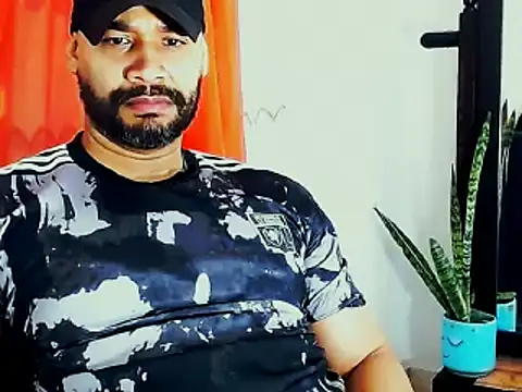 musclehetero online show from May 2026 11:17:02 AM