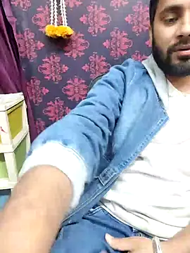 Cute Lucky online show from December 2025 10:10:02 AM