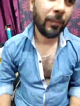 Cute Lucky online show from February 2026 10:03:02 PM