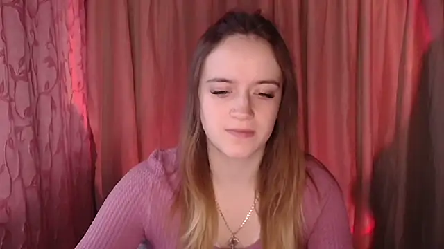 Illa May online show from December 2025 10:55:02 AM