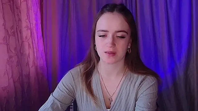 Illa May online show from January 2026 10:42:01 AM