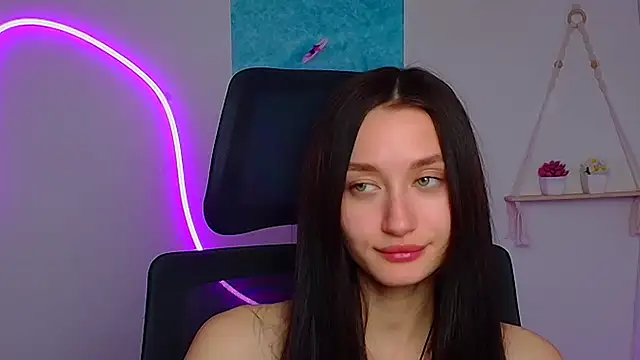 Stella XO online show from April 2026 07:06:02 PM