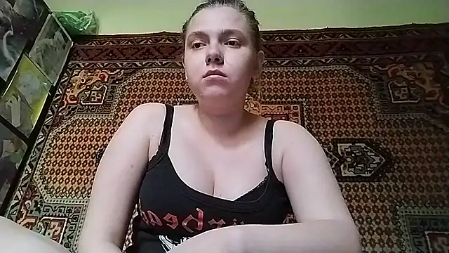 Snapshot of KikiBang chatting on June 2026 08:05:02 AM KikiBang online show from June 2026 08:05:02 AM