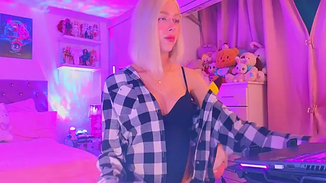 MadamBarbiee online show from December 2025 12:51:01 AM