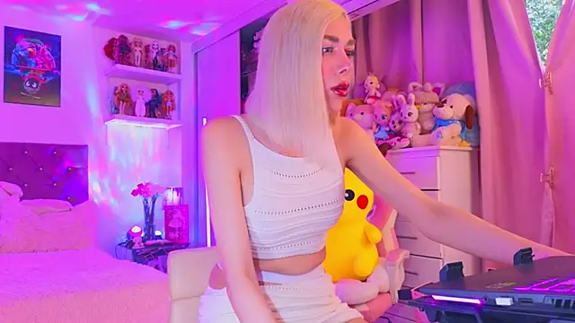 MadamBarbiee online show from January 2026 10:01:01 PM