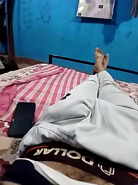 vaasuboy01 online show from April 2026 05:53:02 PM