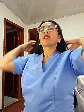 JustSamantha  online show from December 2025 08:37:02 PM