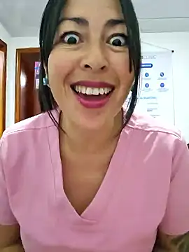 JustSamantha  online show from January 2026 10:48:02 PM