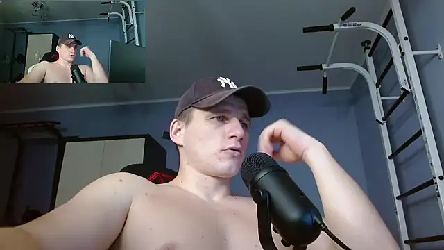 Poliglotjoe1 online show from January 2026 01:44:01 AM