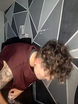 megan NL online show from December 2025 02:06:02 AM