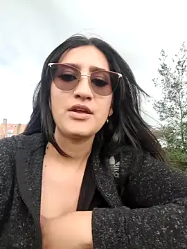 Marilyn 1-2 online show from December 2025 09:20:01 PM