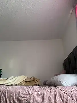 Scarlett mus online show from January 2026 01:05:02 PM