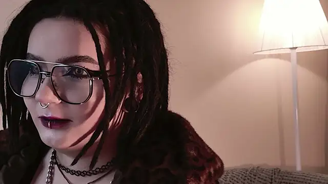 olonho estel online show from April 2026 11:43:01 PM