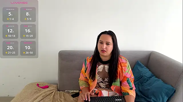 Snapshot of nelielg6 chatting on July 2026 09:14:01 PM nelielg6 online show from July 2026 09:14:01 PM