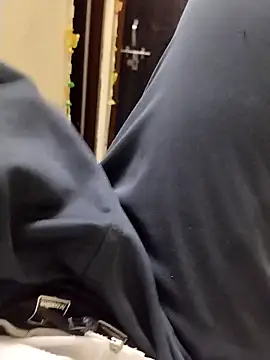 Roy   121 online show from February 2026 12:29:02 AM