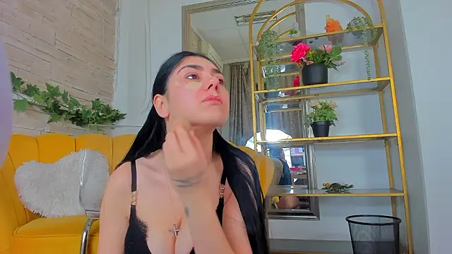 SerennaNoir online show from January 2026 05:42:01 AM