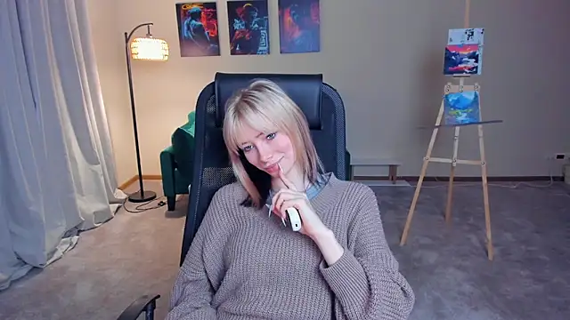 Snapshot of AuraMcvea chatting on November 2025 07:51:02 AM AuraMcvea online show from November 2025 07:51:02 AM