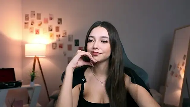 Vexorine online show from March 2026 07:42:01 PM