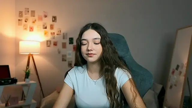 Vexorine online show from April 2026 04:59:01 PM