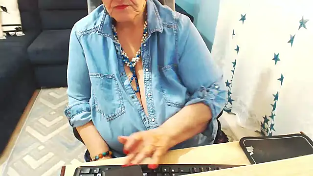 MatureMaiden online show from March 2025 03:24:02 PM