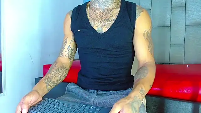 Hot Latino x online show from March 2026 12:44:02 PM