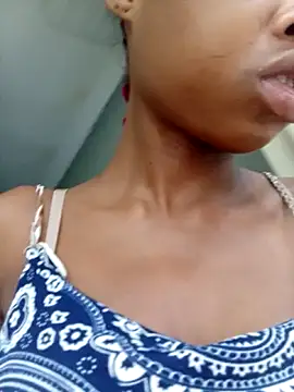 Sweethoneypot25 online show from February 2026 09:32:01 AM