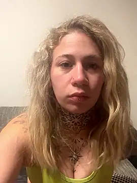 Snapshot of Antoniia69 chatting on January 2026 05:40:01 PM Antoniia69 online show from January 2026 05:40:01 PM