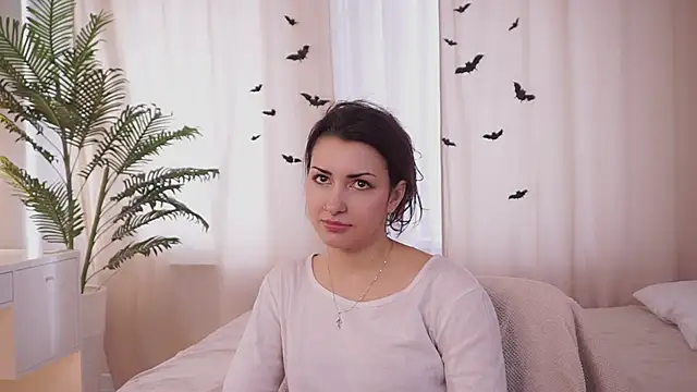 DovieMascall online show from November 2025 07:18:01 AM