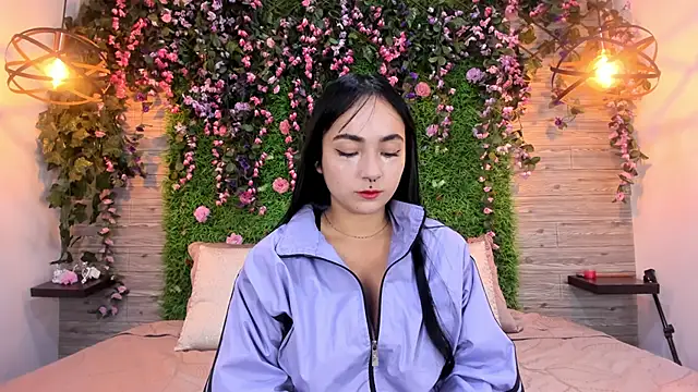 kittyMelvis online show from December 2025 01:11:01 AM