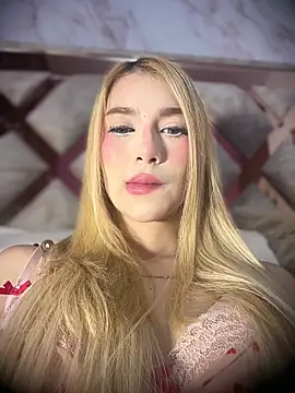 valeryfox   online show from February 2026 09:51:01 PM