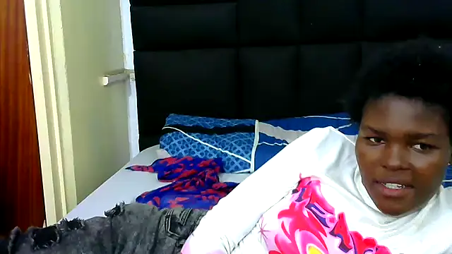 VirginPrincess06 online show from June 2026 08:52:01 AM