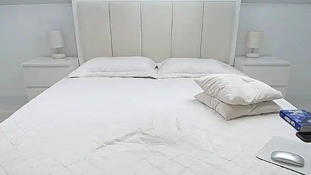 Milena29 online show from March 2026 06:19:02 AM