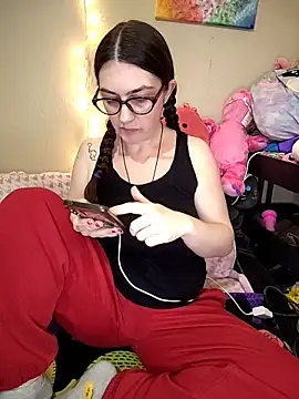 LaylaLucis online show from February 2026 11:26:01 PM