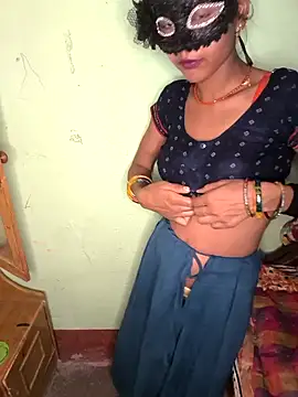 Snapshot of Laxmidevi000 chatting on April 2026 05:40:01 PM Laxmidevi000 online show from April 2026 05:40:01 PM