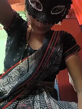 Laxmidevi000 online show from July 2026 05:17:01 PM