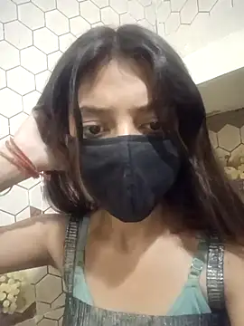 Lovely--girl online show from April 2026 04:54:01 AM