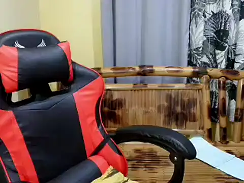 lovelyxmorena online show from April 2026 10:58:01 AM