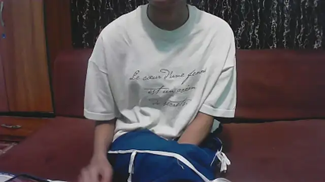 hello baby01 online show from April 2026 05:50:02 PM