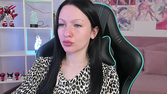 NaomiBlakes online show from January 2026 05:21:01 AM