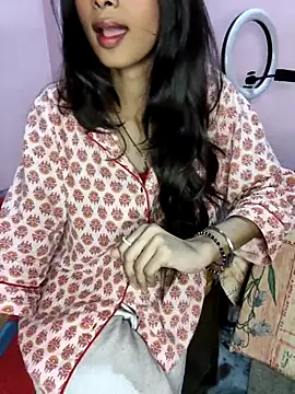 -AYUSHI01 online show from December 2025 06:55:01 AM