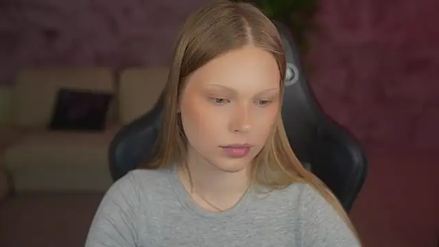 Charlotte Dreams online show from June 2026 10:39:02 AM