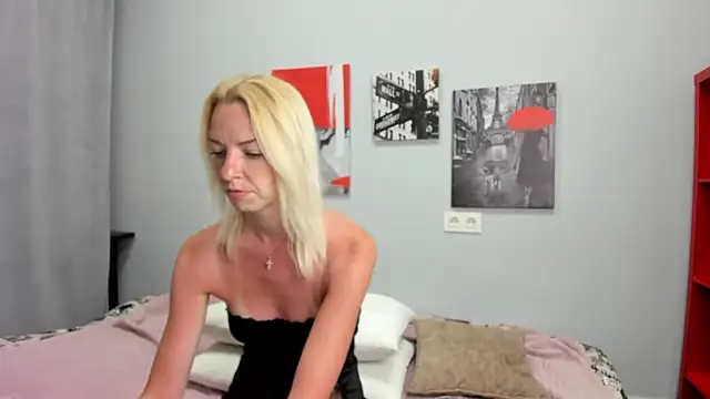 Snapshot of Brightly_Heizer chatting on July 2026 12:29:02 AM Brightly Heizer online show from July 2026 12:29:02 AM