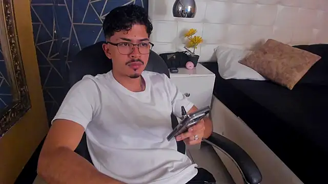 NicolaiKarav online show from March 2026 07:08:01 PM