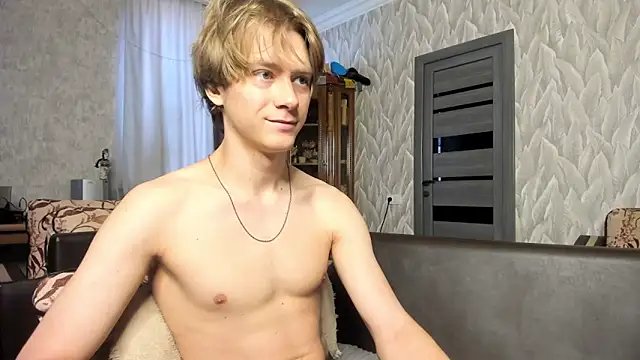 Snapshot of milkiwvy chatting on June 2026 04:59:01 AM milkiwvy online show from June 2026 04:59:01 AM