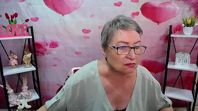 OlgaLuck online show from May 2026 05:13:01 AM